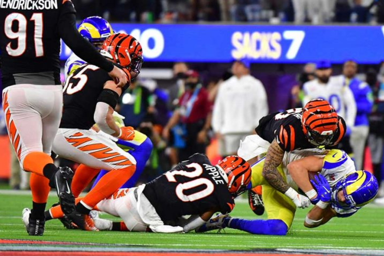 Kupp รับบทเป็น Rams down Bengals ในภาพยนตร์ระทึกขวัญ Super Bowl